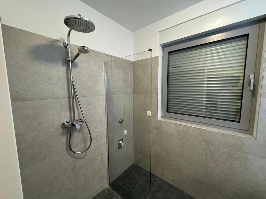 Rooftop Apartment With Balcony & Free Parking Vienna Luaran gambar