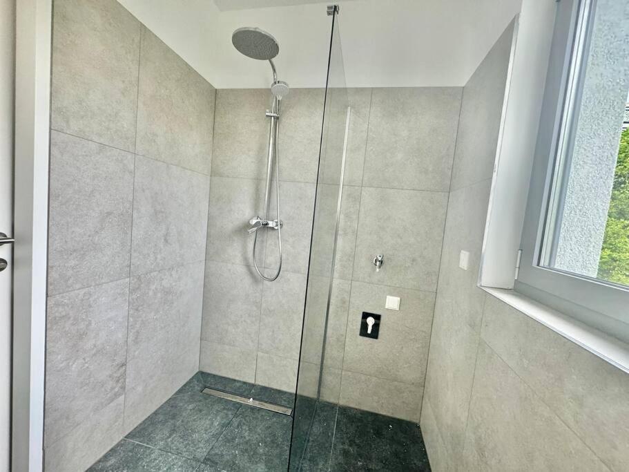 Rooftop Apartment With Balcony & Free Parking Vienna Luaran gambar
