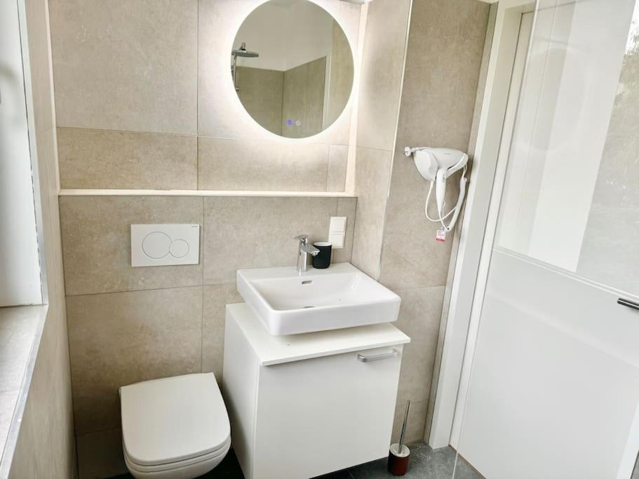 Rooftop Apartment With Balcony & Free Parking Vienna Luaran gambar